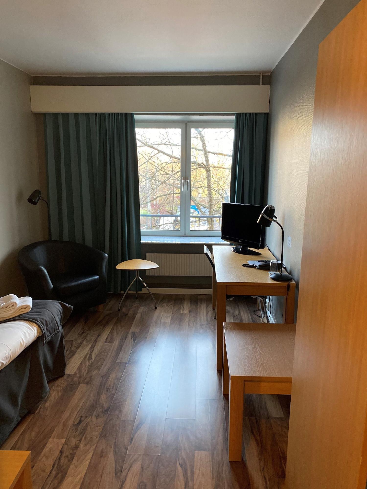 Hotell Alfred Nobel Карлскуга Экстерьер фото