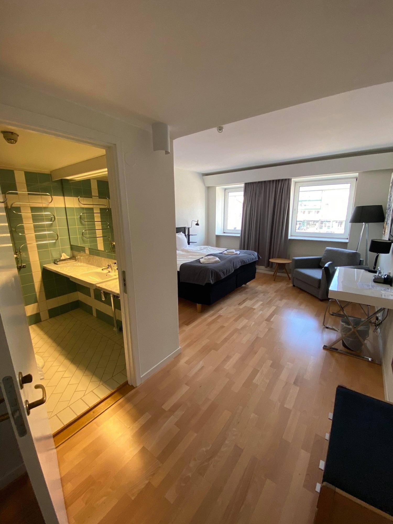Hotell Alfred Nobel Карлскуга Экстерьер фото