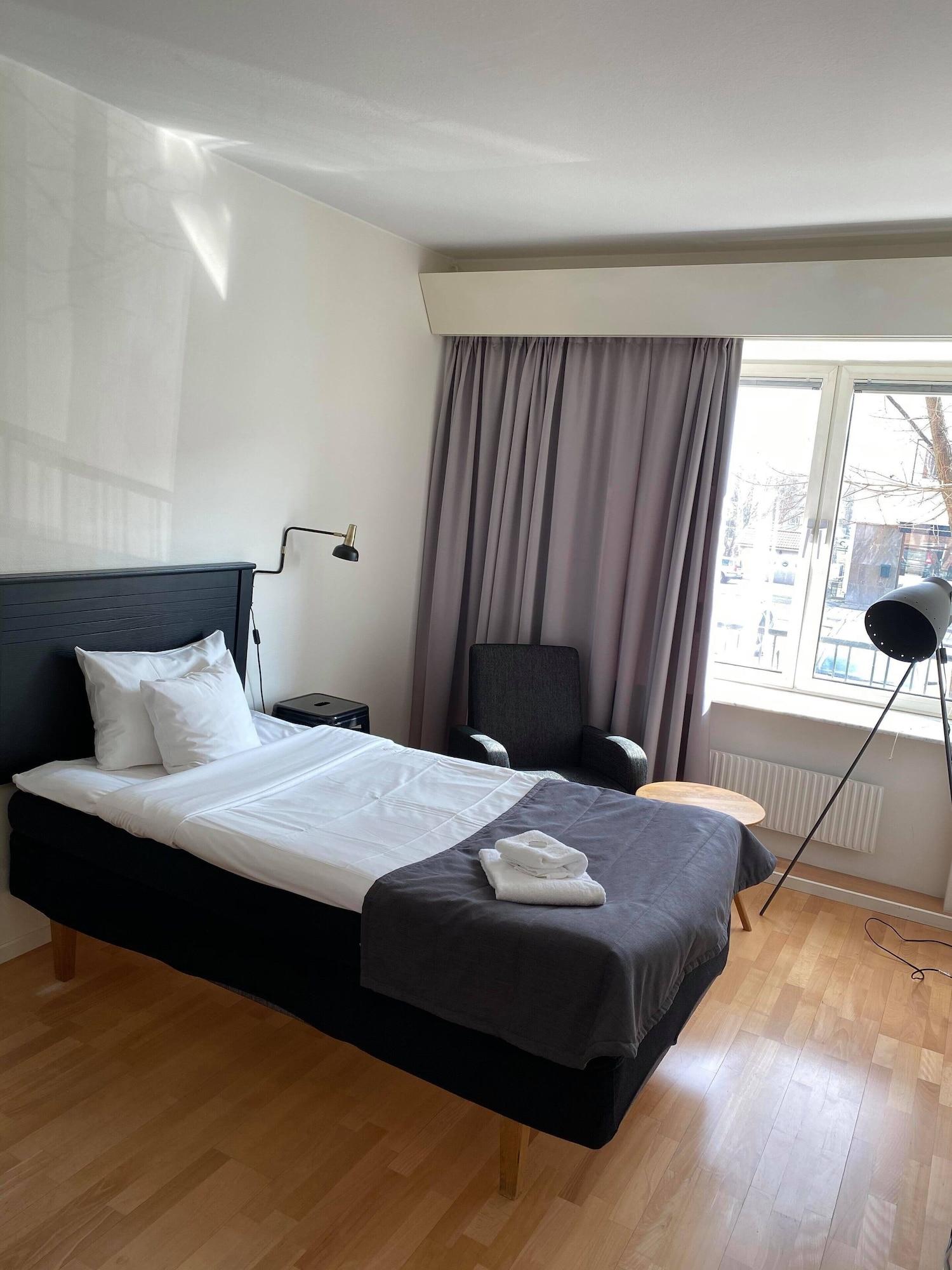 Hotell Alfred Nobel Карлскуга Экстерьер фото